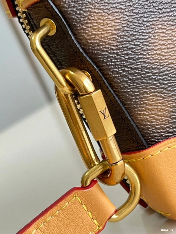 Cheap TRUNK VUITTON SOFT LOUIS 0813